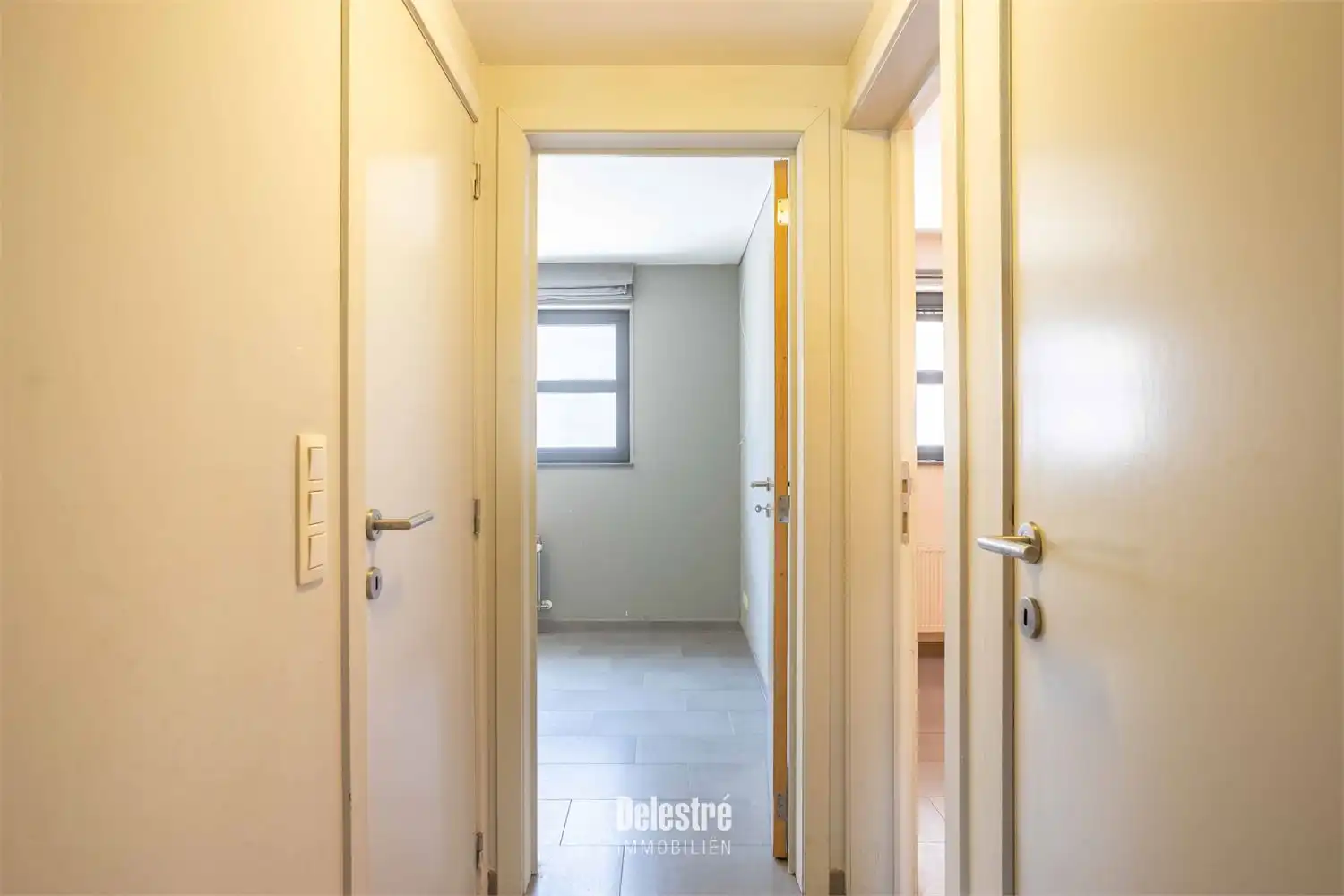 MODERN APP. 3 SLPK. EN RUIM TERRAS MET TUIN INCLUSIEF PARKING foto 23