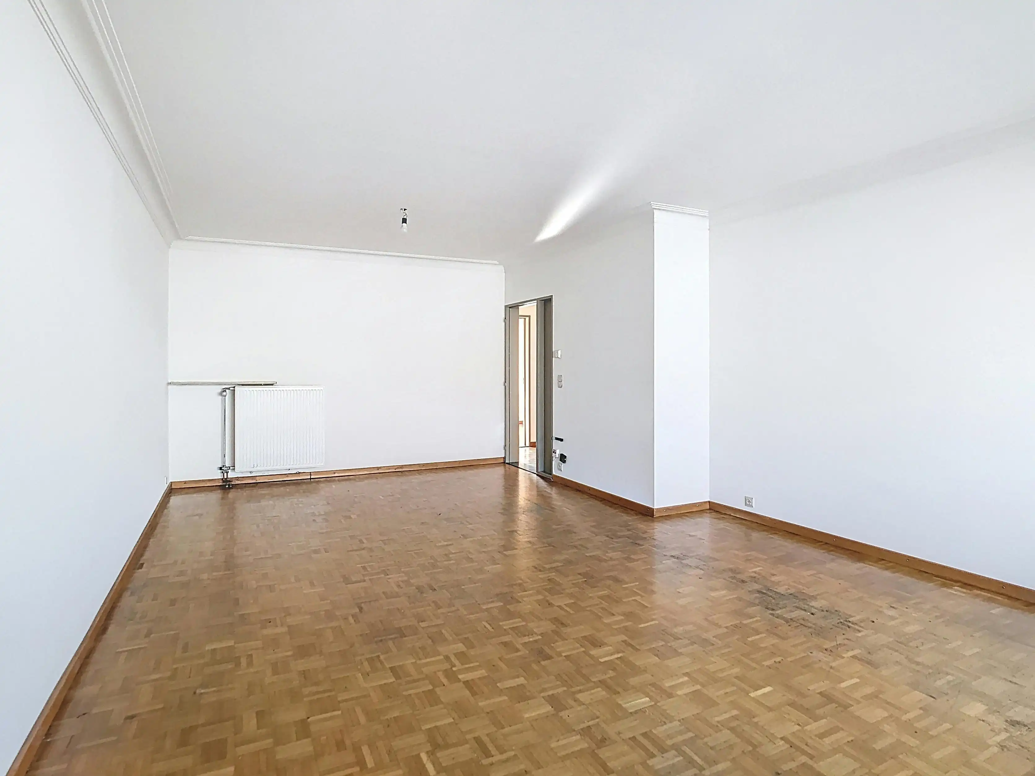 Centraal gelegen appartement met 2 slpkmrs (garage mogelijk) foto 4