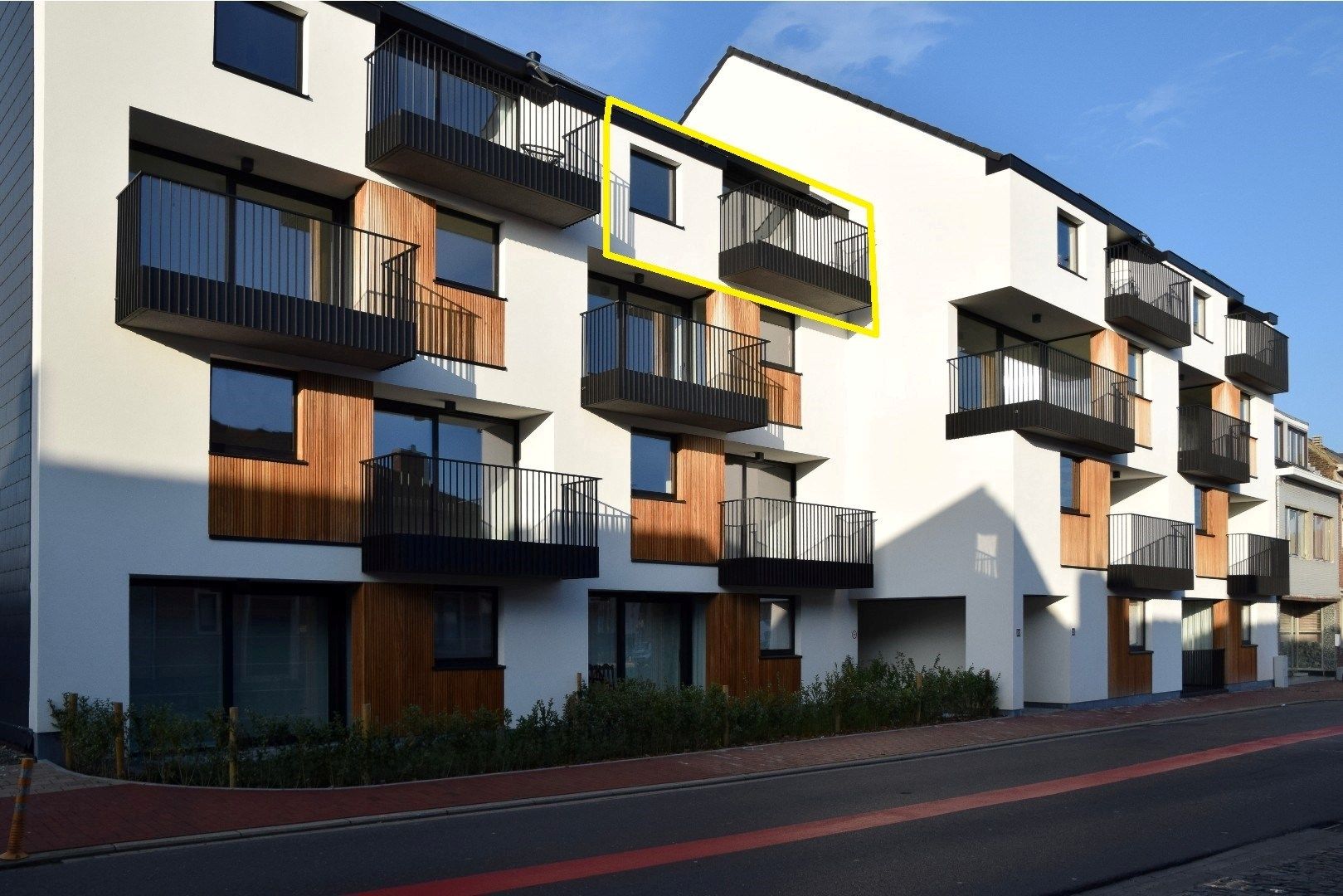Twee-slaapkamerappartement op een centrale ligging in Ooigem. foto {{pictureIndex}}