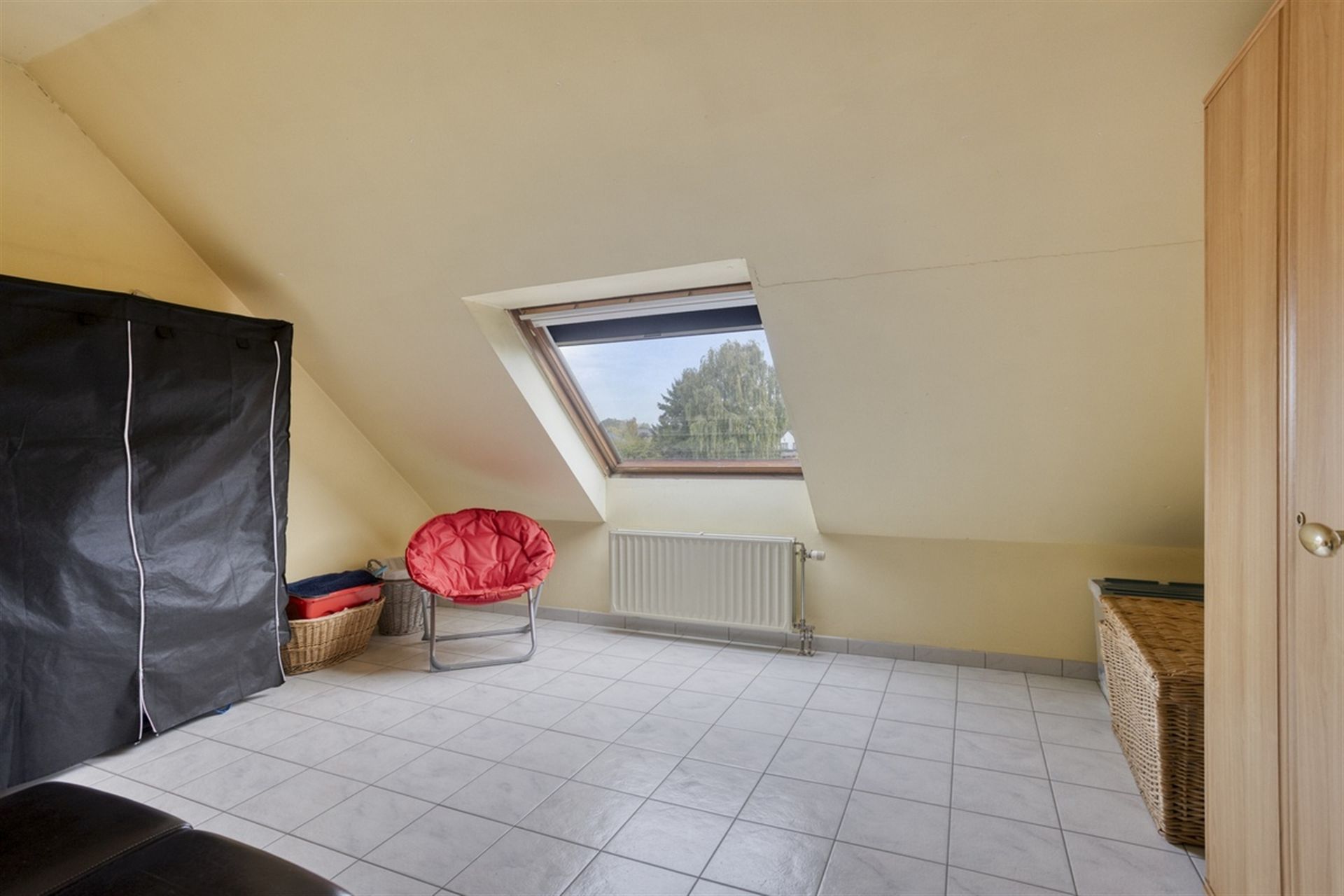 Riante Woning met 4 Slaapkamers foto 19