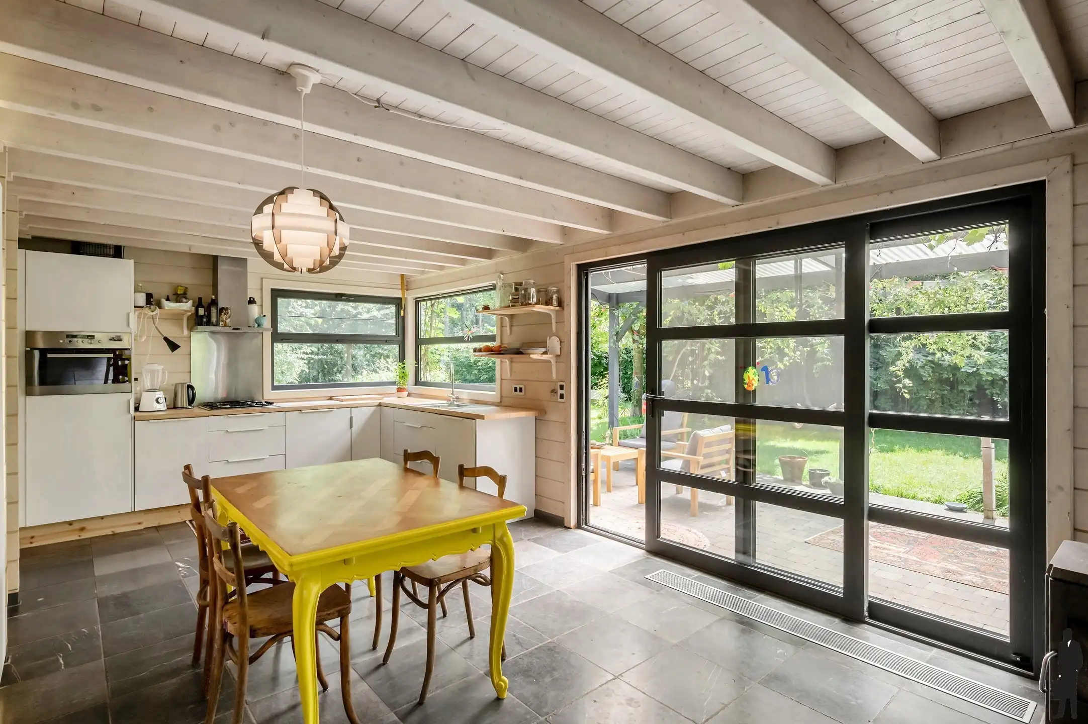 Charmante woning met 2 slaapkamers, afgesloten tuin en rustige ligging te Wuustwezel foto 10