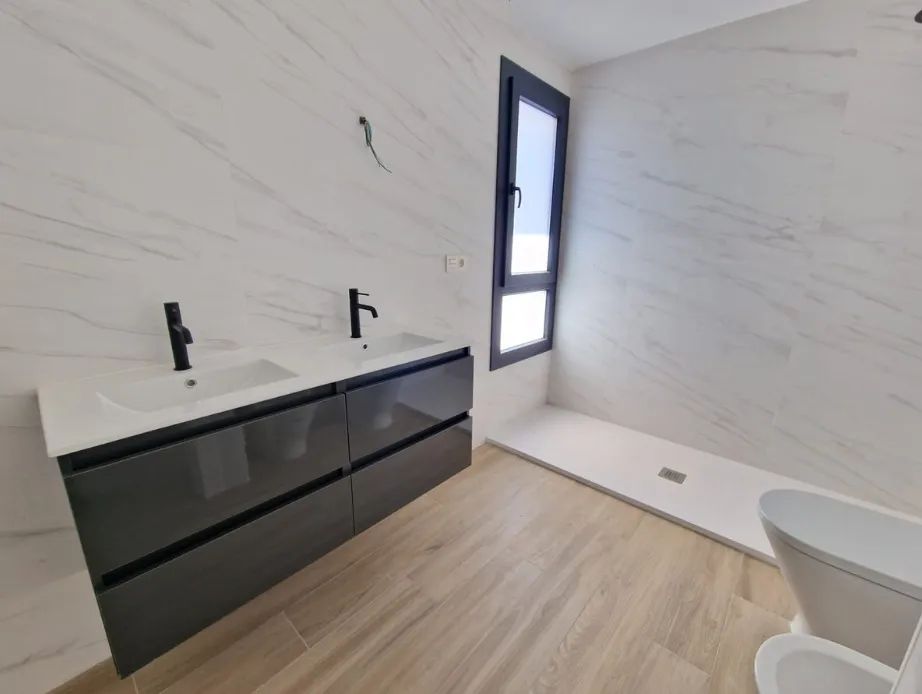Stranddromen op wandelafstand: moderne villa’s en halfvrijstaande woningen op toplocatie in Manilva foto 7