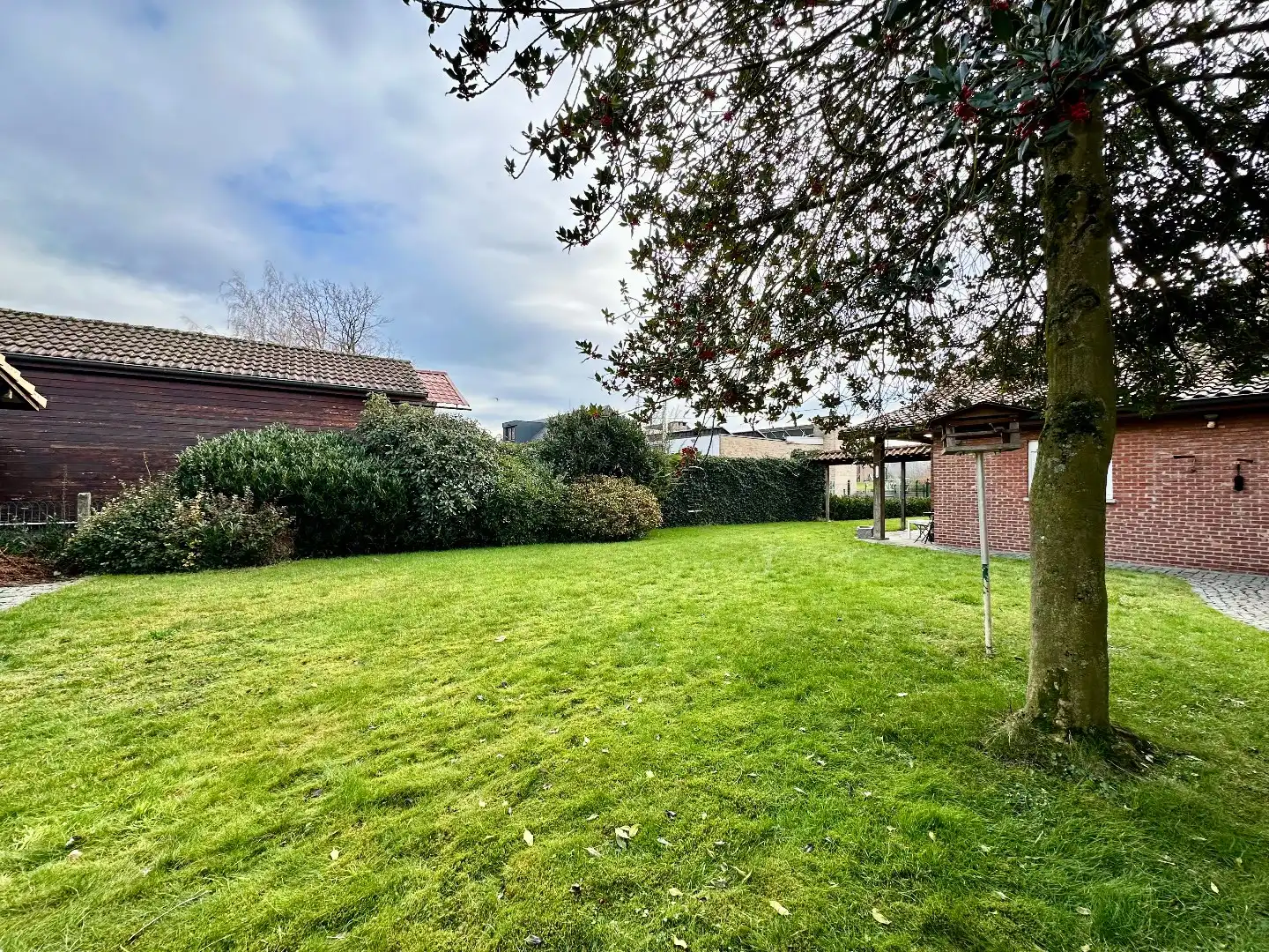 Ruime gezinswoning met prachtige tuin nabij centrum Tongeren foto 21