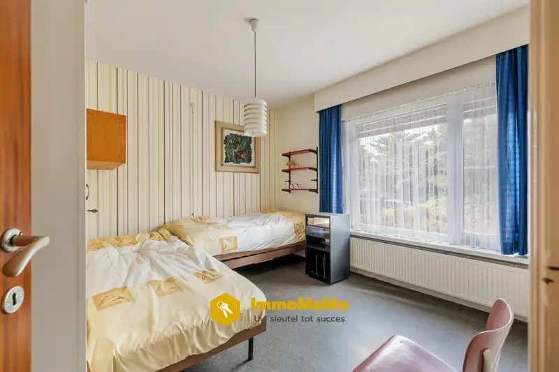 BUNGALOW MET 3 SLAAPKAMERS EN ZEER RUIME TUIN TE KOOP IN LOCHRISTI (WACHTEBEKE) foto 16