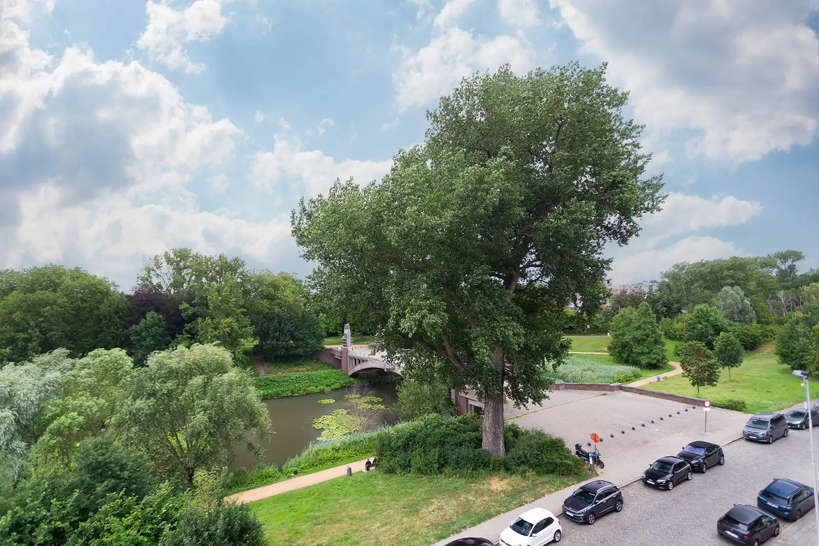 Ruim 2-slpk appartement met prachtig uitzicht foto 18