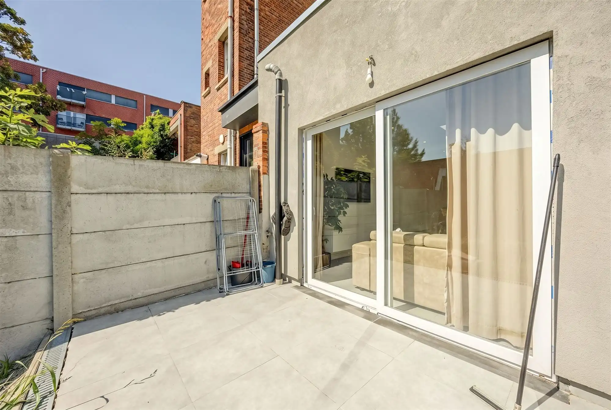 Instapklaar eengezinswoning met 3 slaapkamers en tuin foto 20