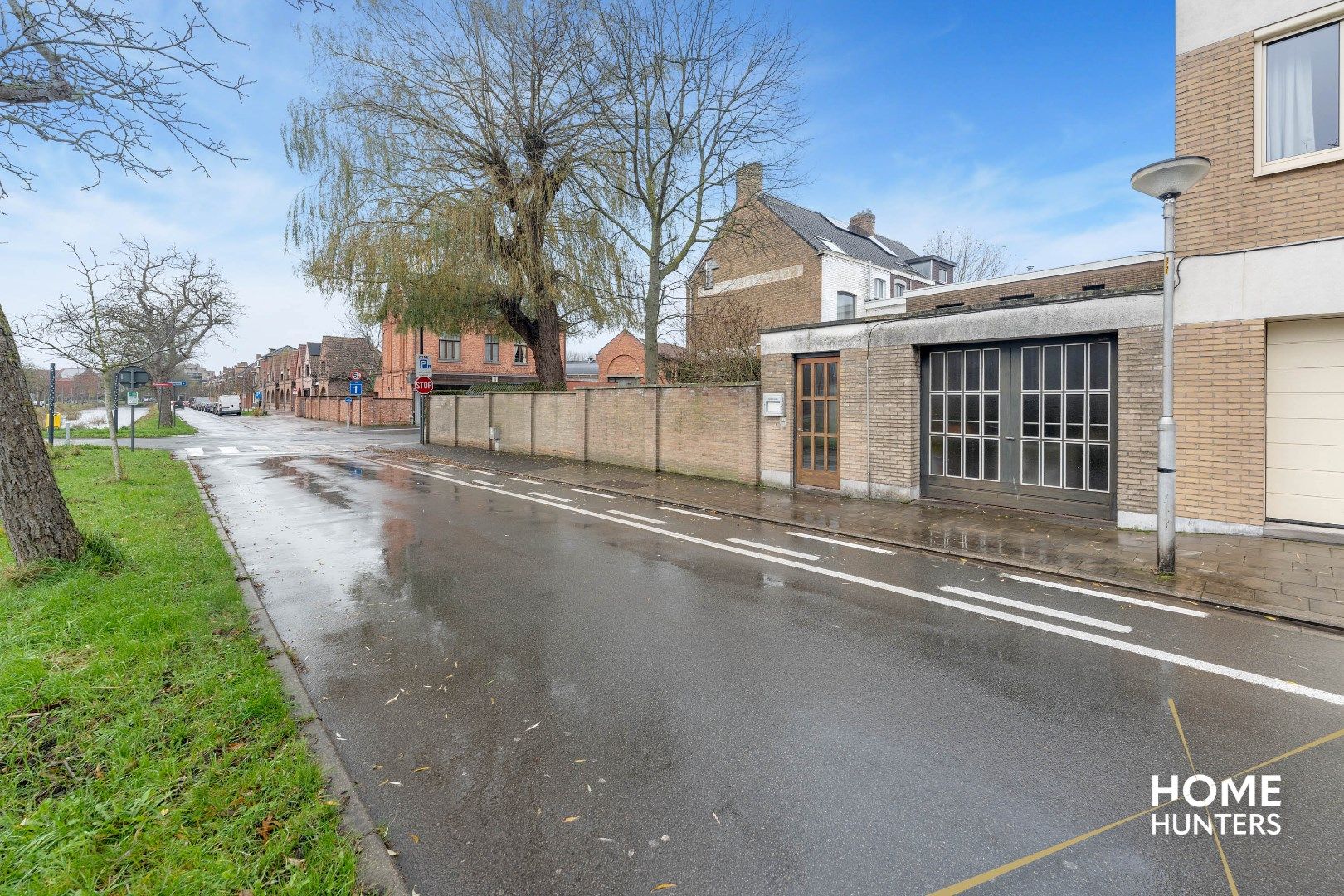 Unieke Herenwoning pal in het historische stadscentrum van Ieper met praktijkruimte foto 17