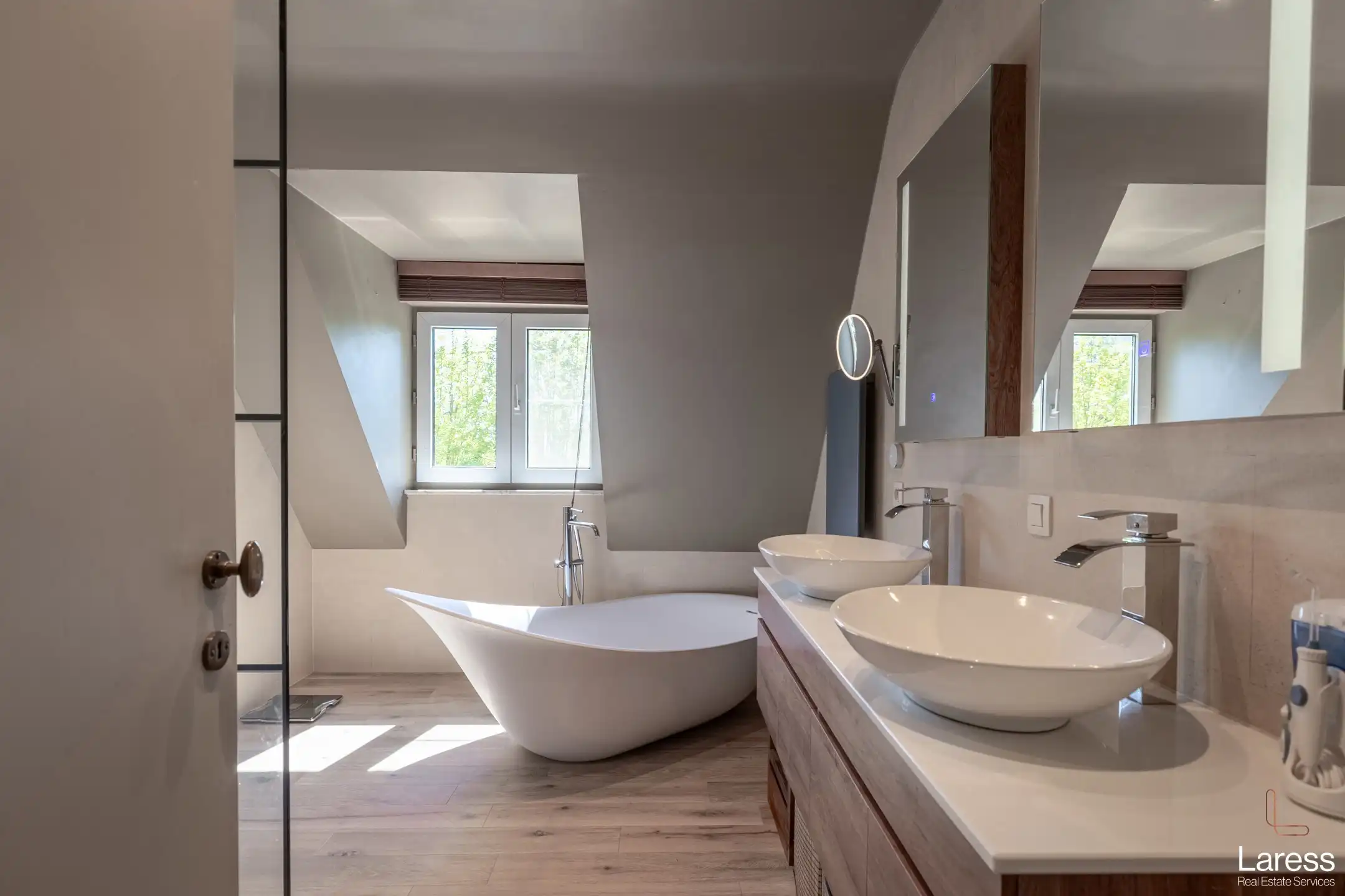 Villa te koop foto 18