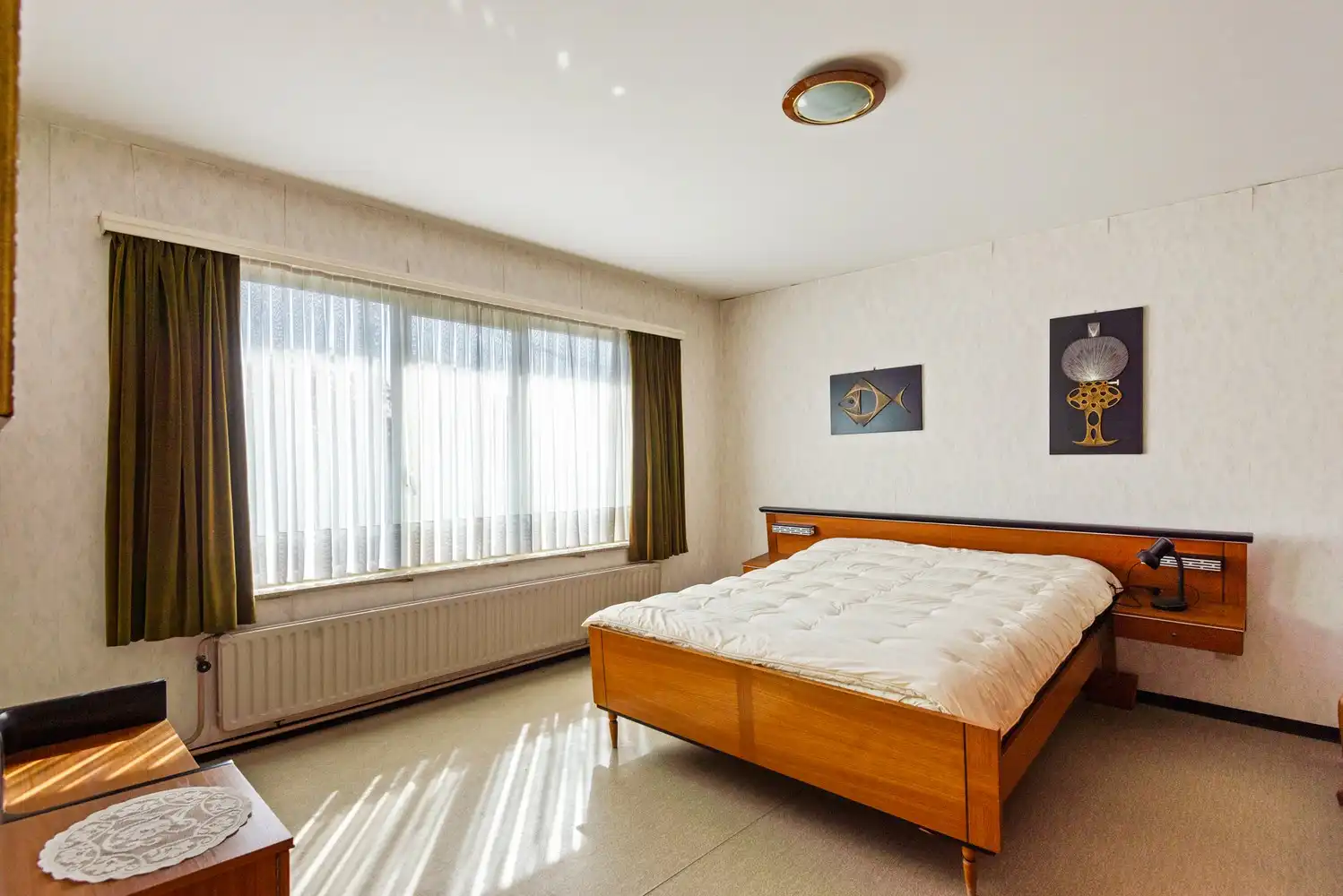 Ruime te renoveren woning met achterliggend weiland (4042m²) te Oelegem! foto 14