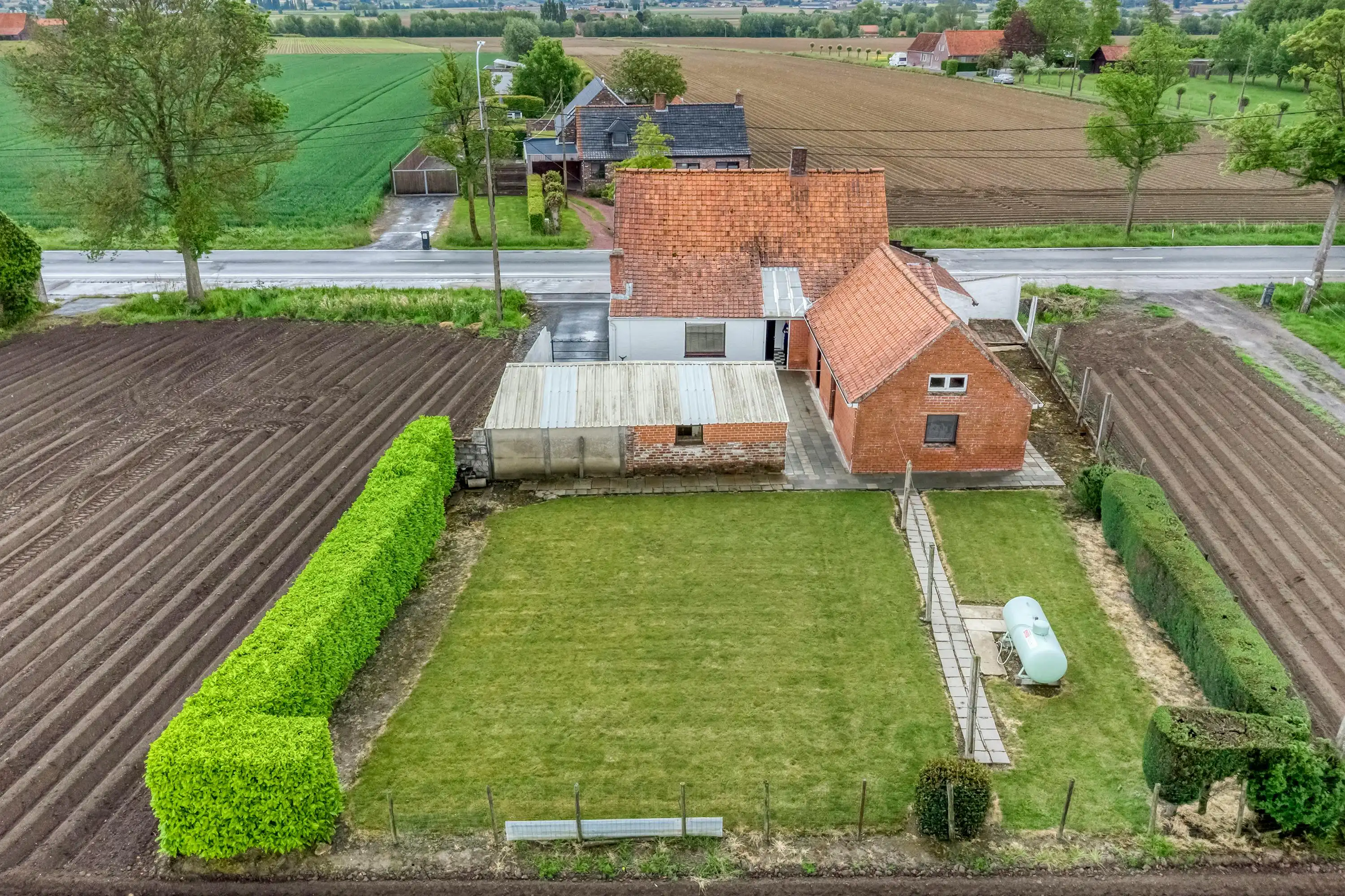 Alleenstaand huis te koop in de Abeelseweg in Poperinge foto 13