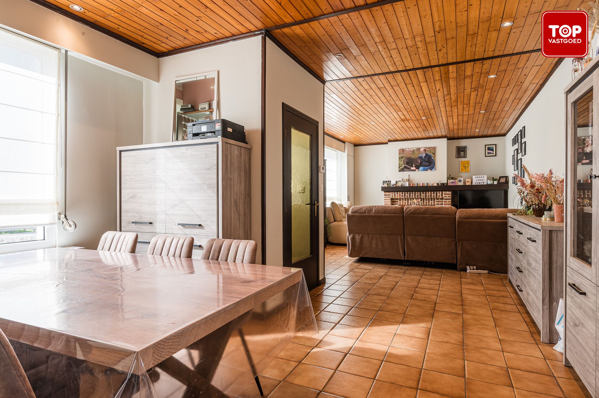 instapklare woning met zicht op uitgestrekte velden foto 5