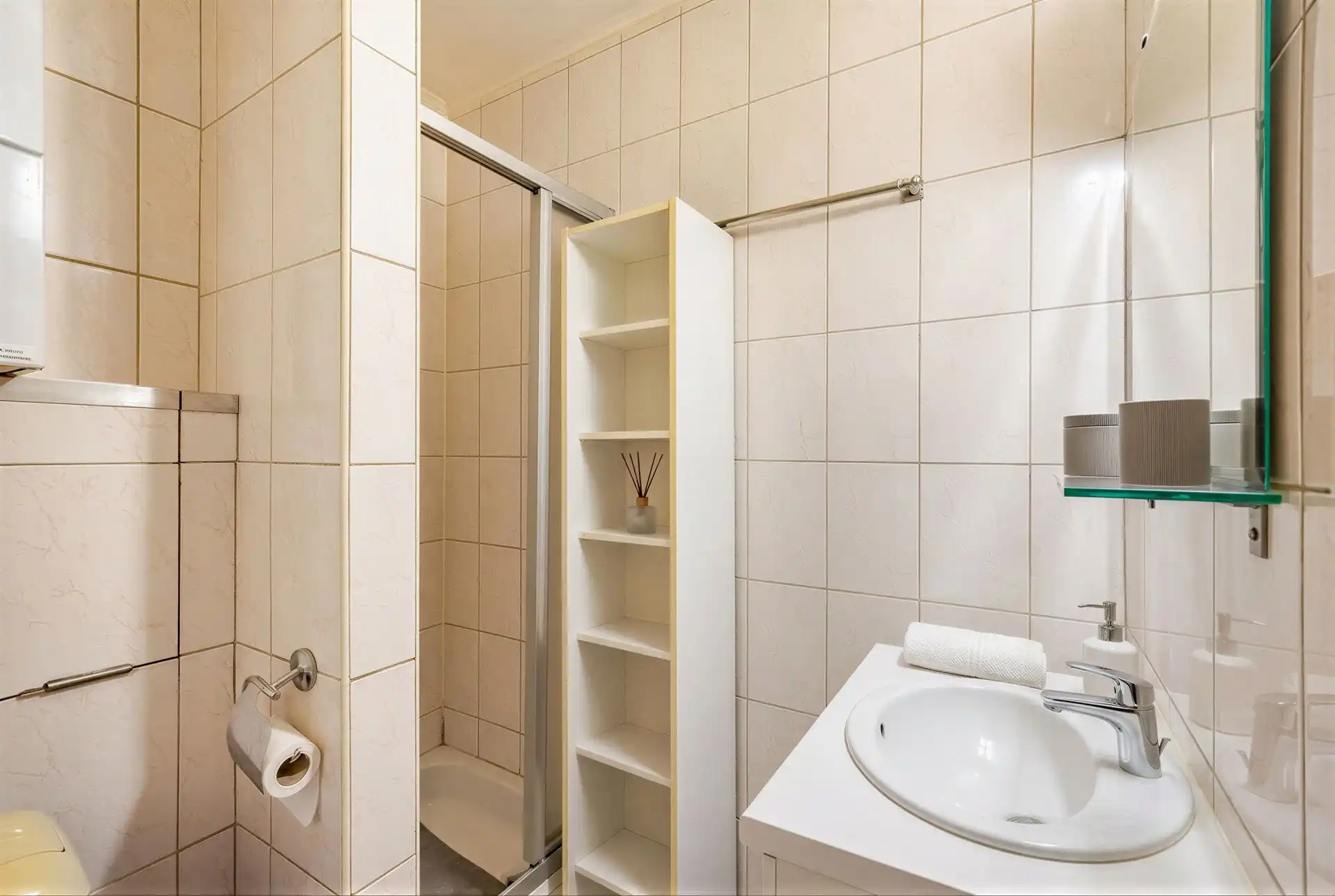 Instapklaar appartement met 2 slaapkamers foto 22