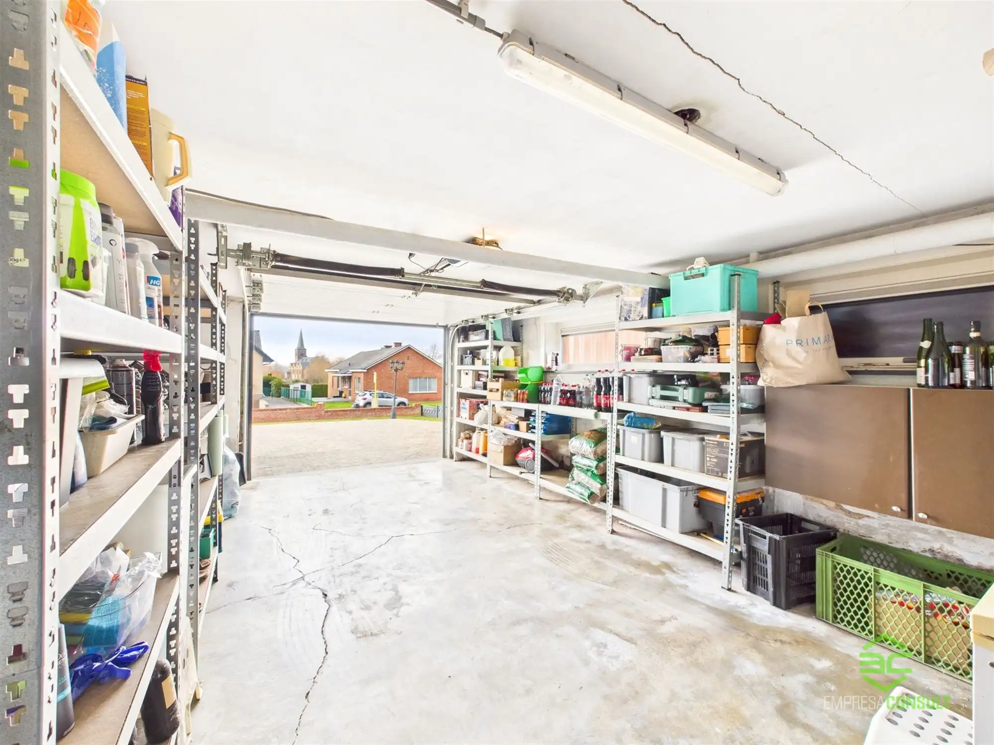 Gezinswoning met 3 slpk op 10a68ca in het centrum! foto 18