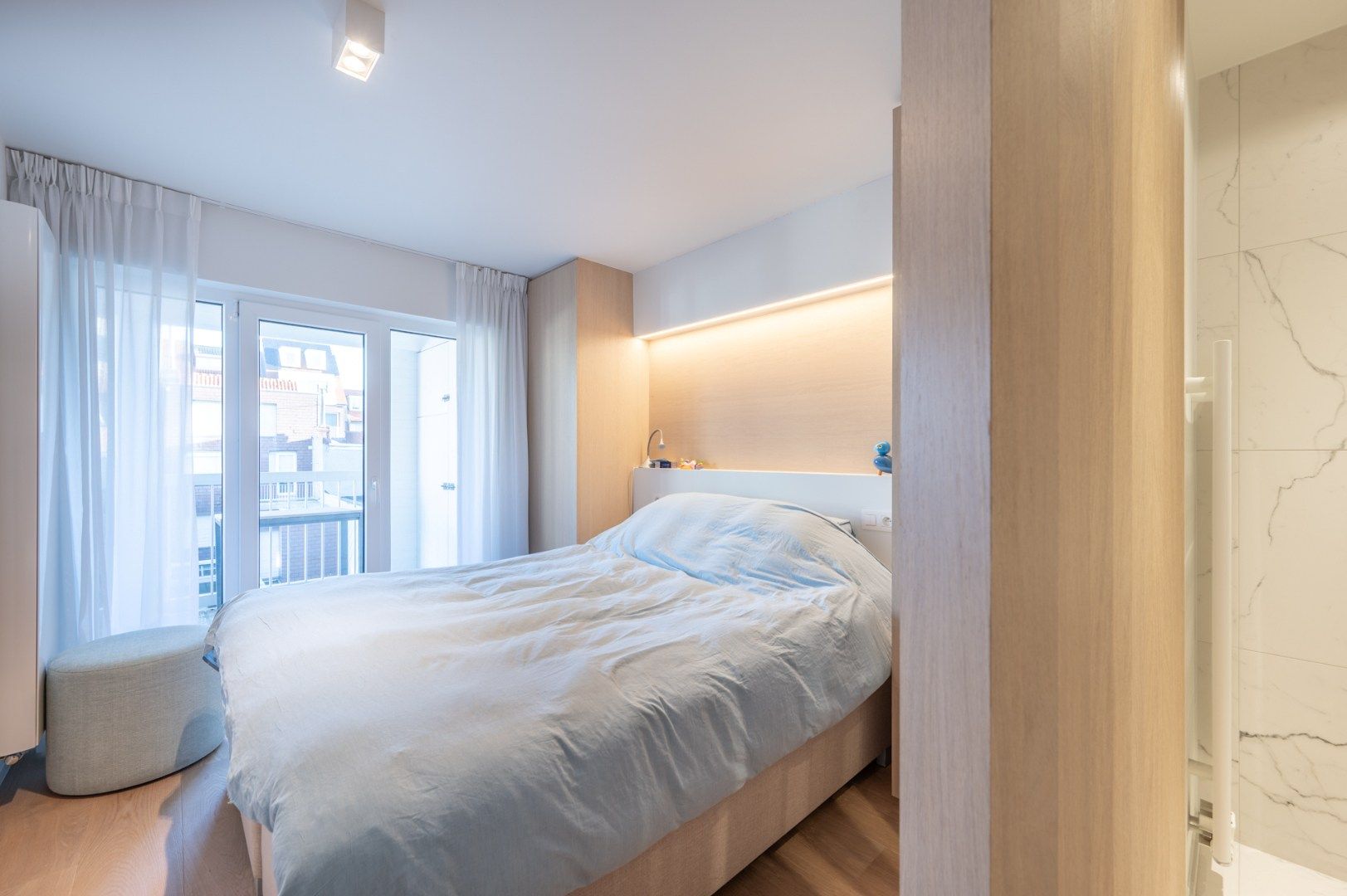 Smaakvol gerenoveerd appartement met ruim terras in hartje Knokke foto 14