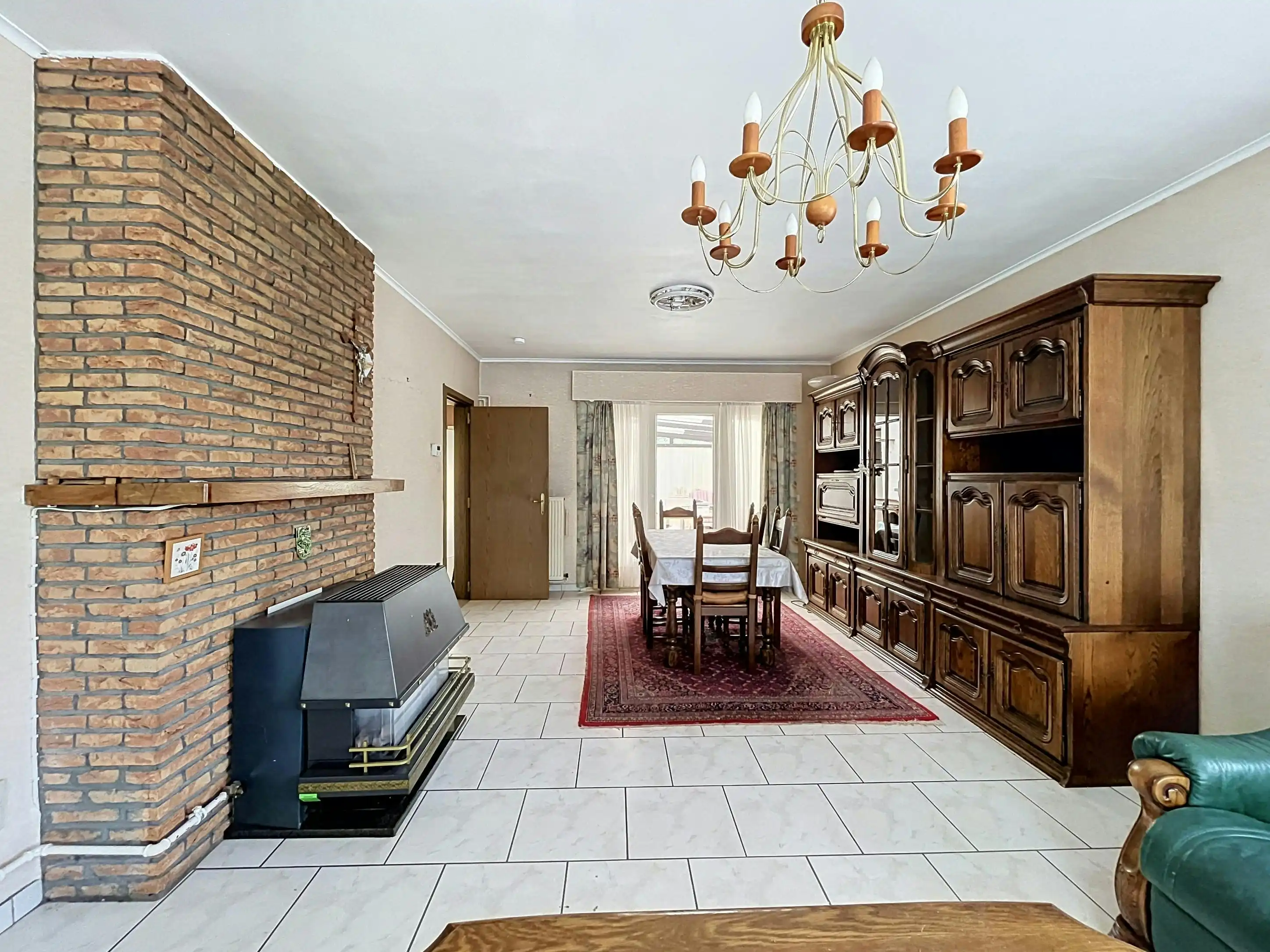 Halfopen huis met 3 slaapkamers te koop in centrum Ursel foto 4