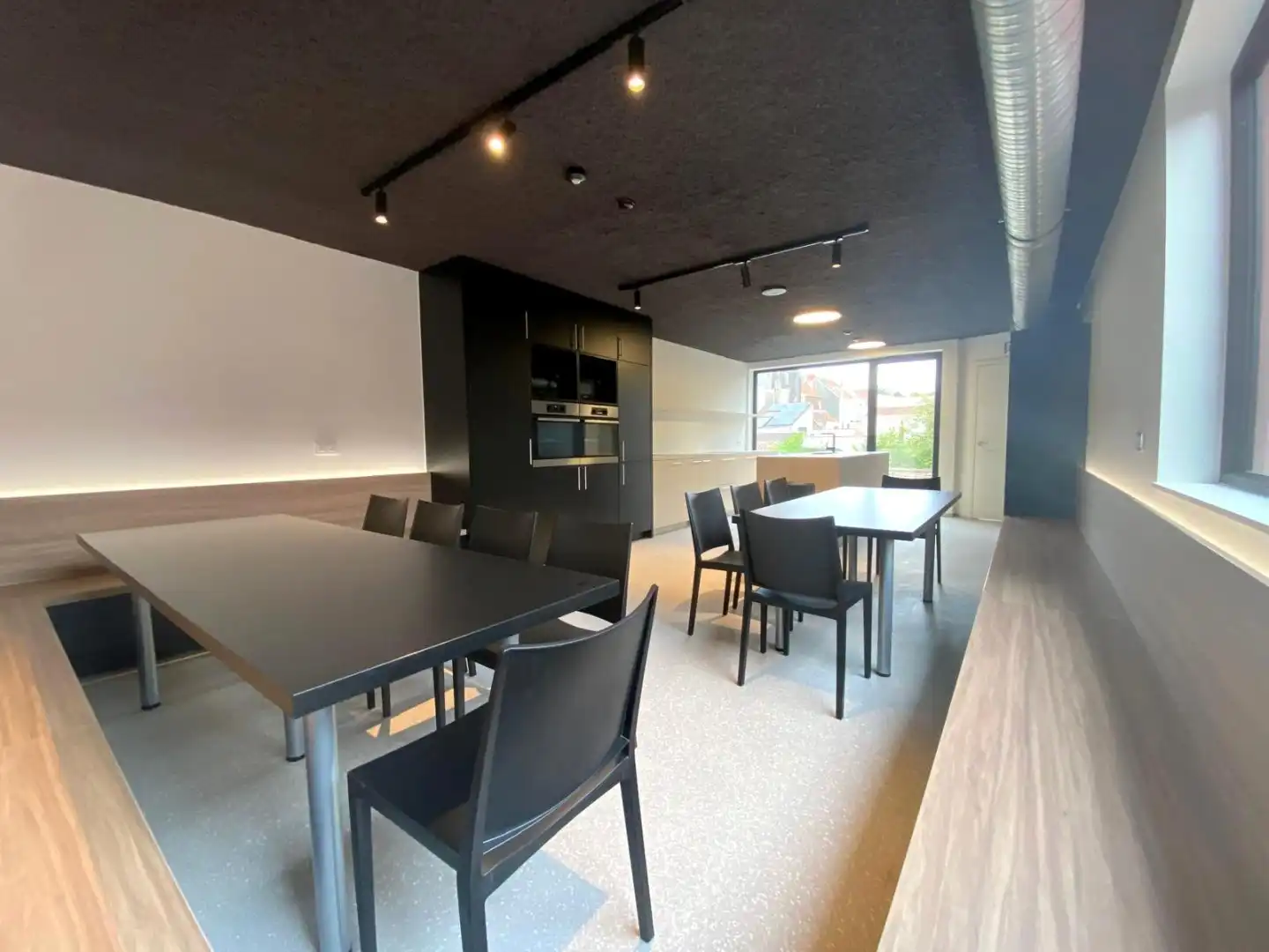 Studentenkamer (25,5 m²) te koop in "Residentie Amand 47" op het Sint-Amandsplein te Kortrijk foto 11