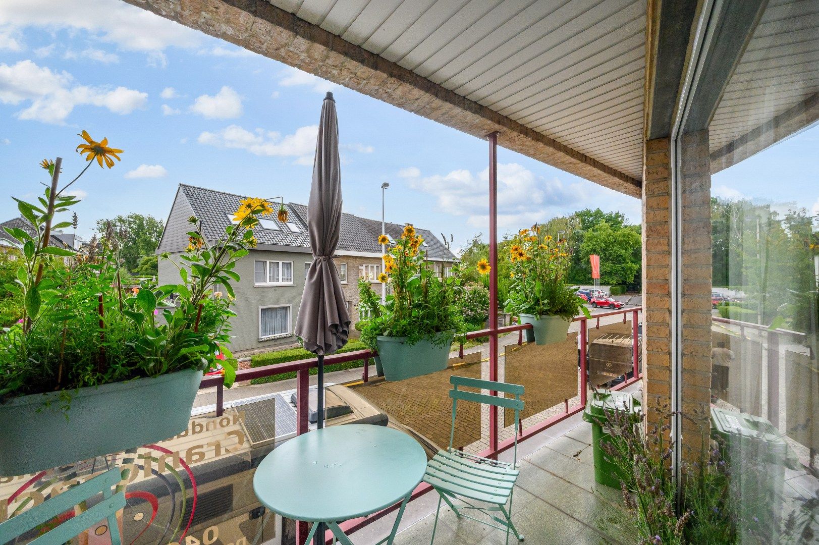 Lichtrijk twee-slaapkamer appartement in Gent, vlak bij natuurreservaat Bourgoyen-Ossemeersen foto 3