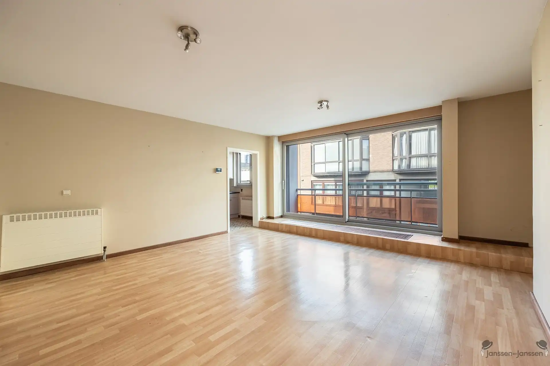 Charmant appartement van 83m² nabij centrum Merksem. foto 4