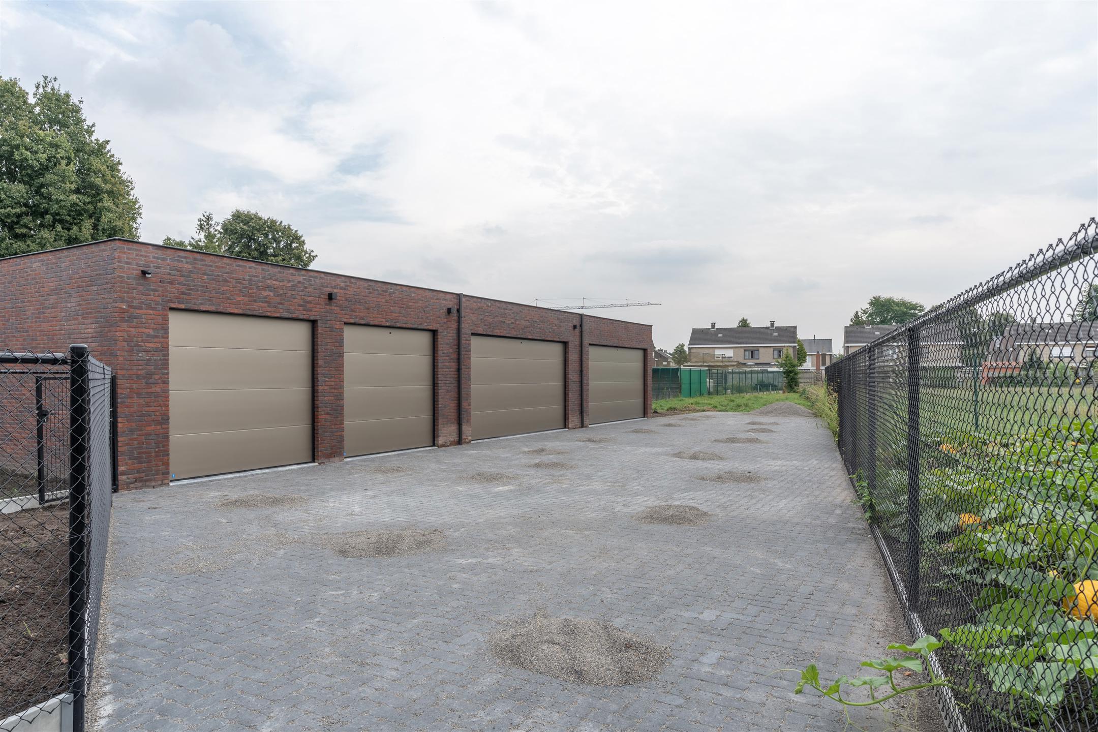Appartement met 3 slpks, terras en garage te Merksplas foto 18