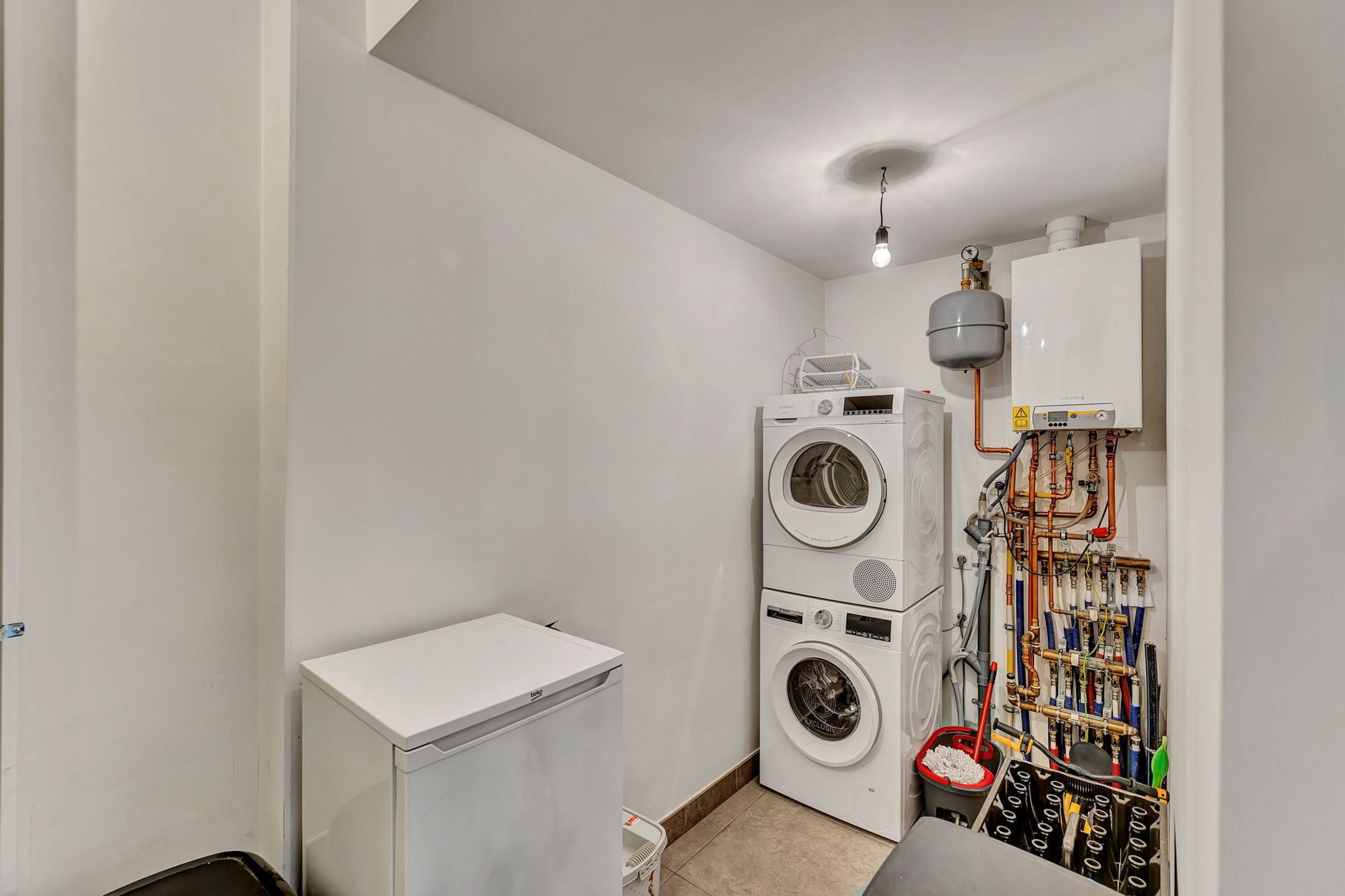 Recent gerenoveerde woning met 3 slpks en tuin te Ninove foto 11