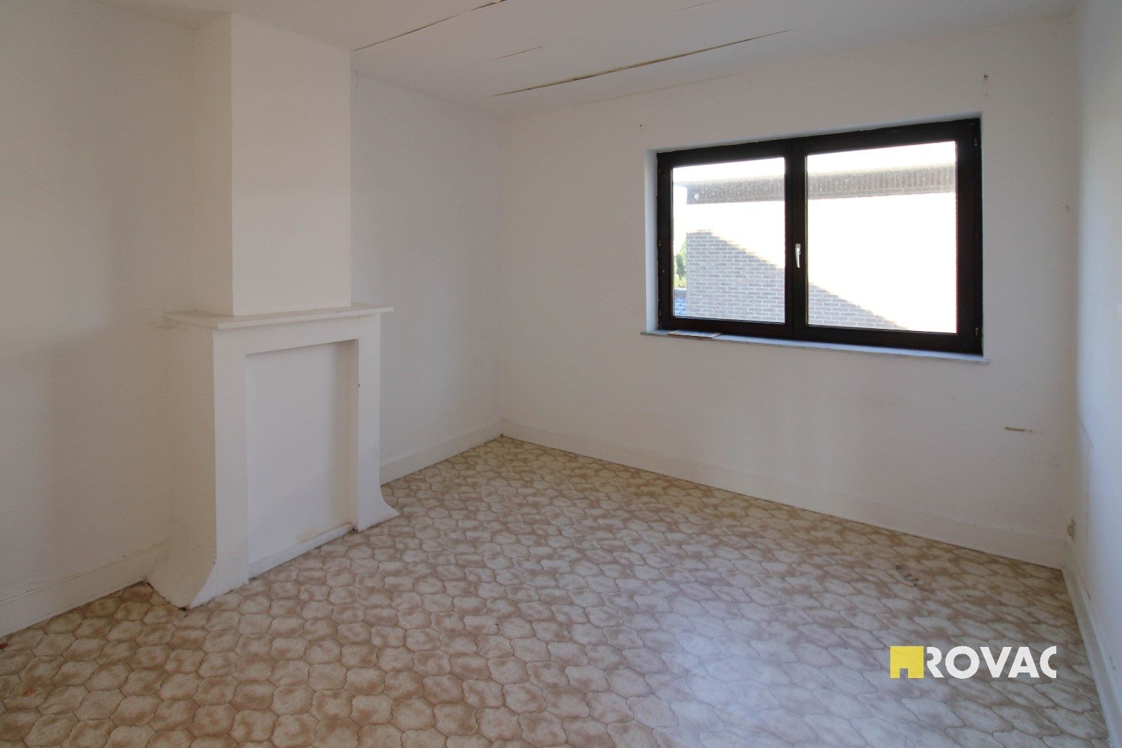 Te renoveren hoekwoning met garage! foto 6