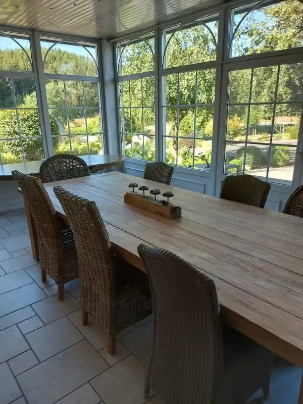 Prachtige woning met 7 slaapkamers en 5 badkamers! foto 11