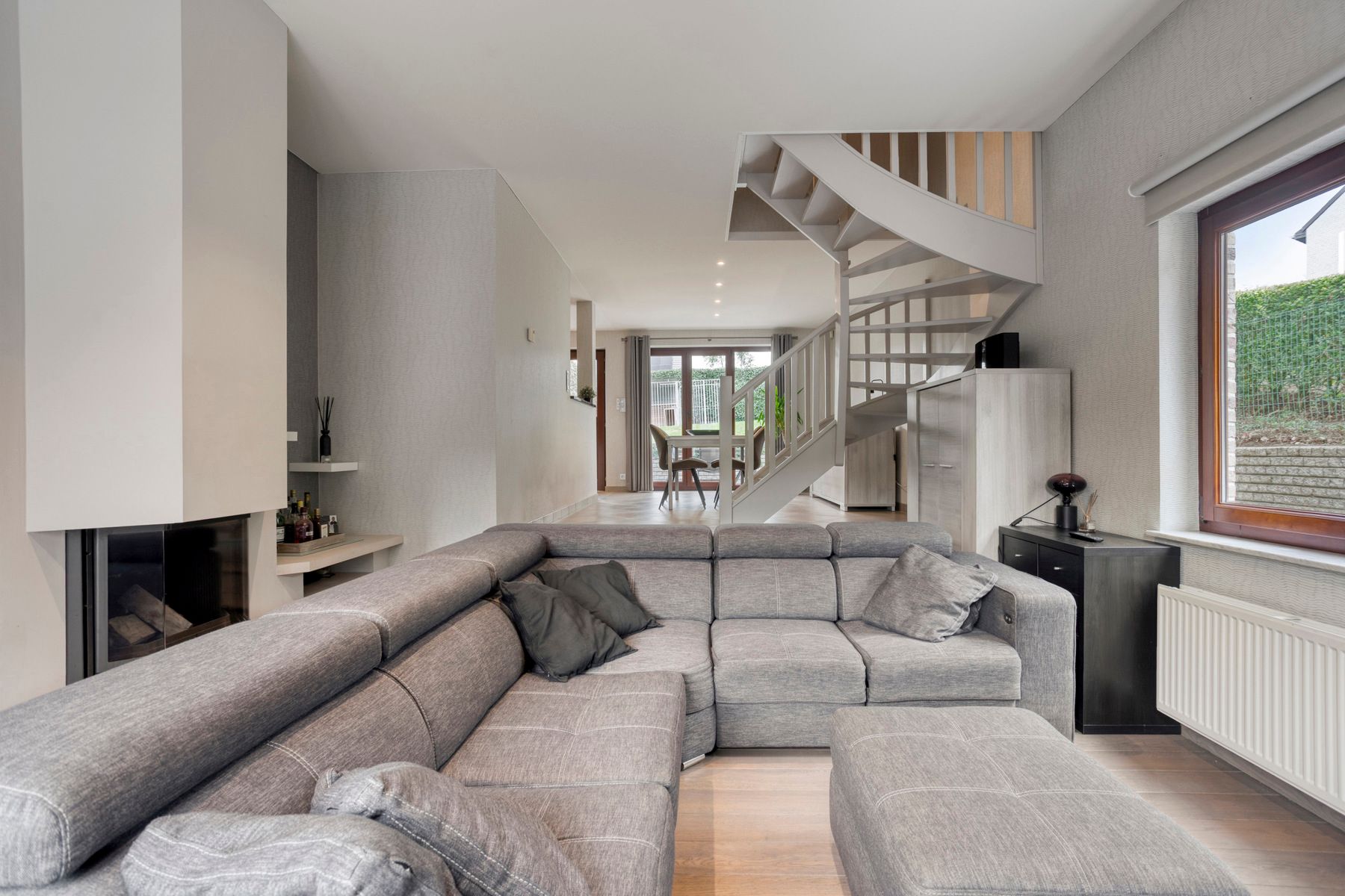 Woning met 3slpk, tuin en oprit, dorpskern nabij Beukenbos. foto 4