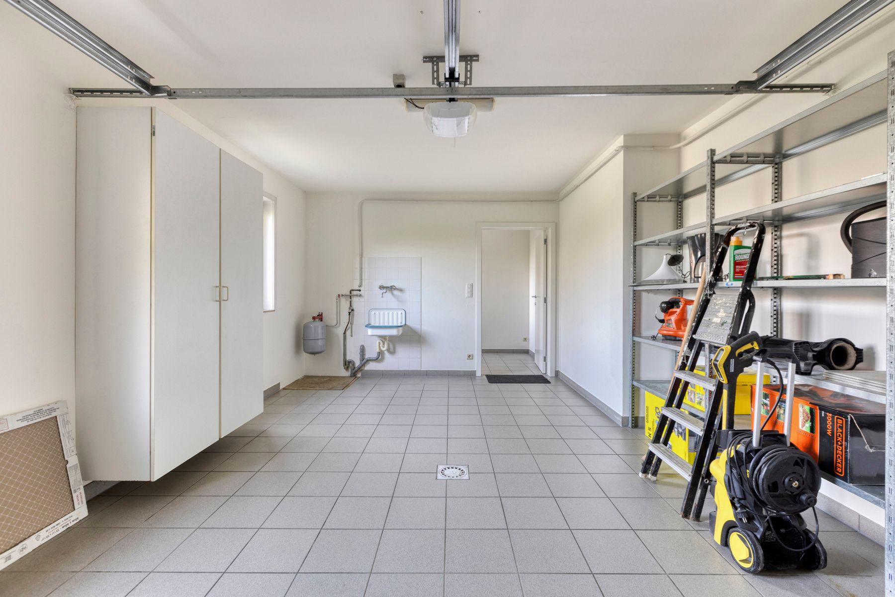 Lichtrijke woning met 3 slaapkamers in stadskern Maaseik.  foto 14