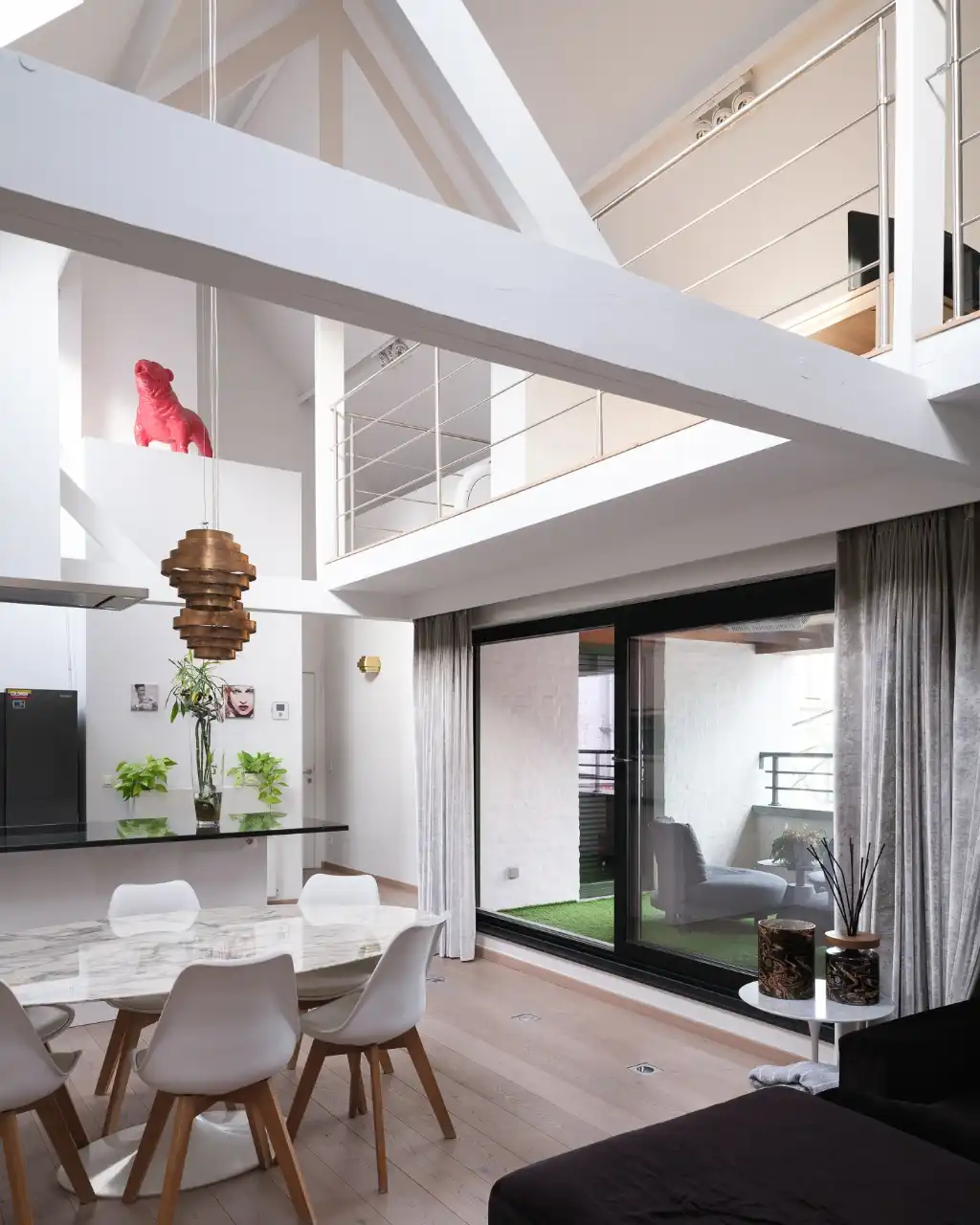 Bijzondere eigendom gelegen in een voormalige industriële katoenspinnerij. foto 3