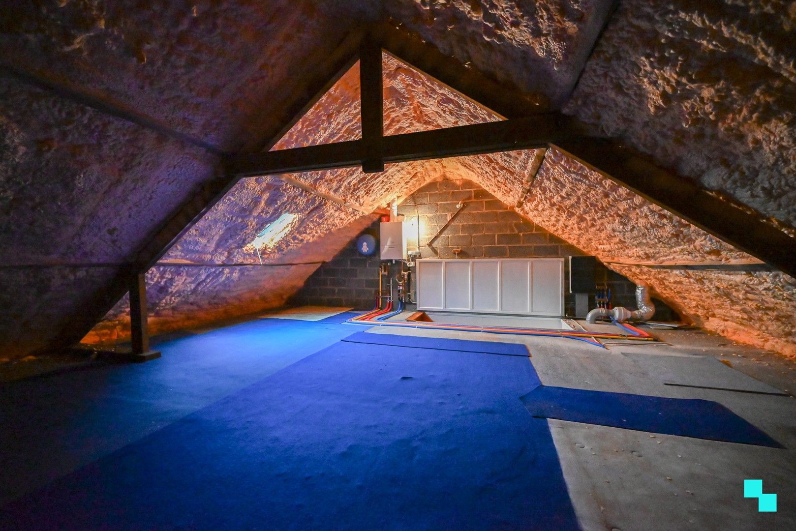 Rustig gelegen ééngezinswoning nabij centrum Izegem met garagebox en uitweg foto 28