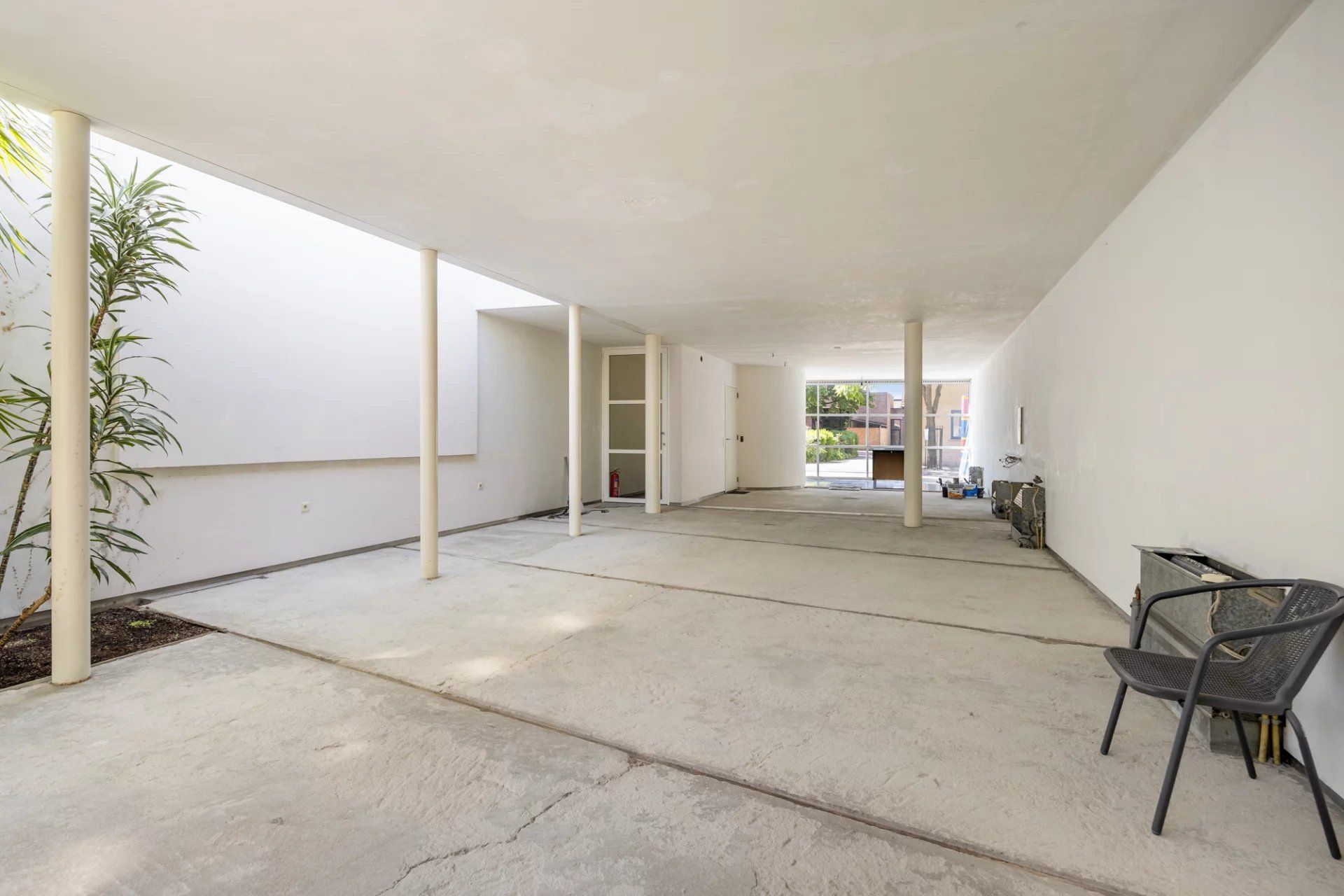 Gelijkvloerse commerciële ruimte in het centrum van Kiewit foto 4