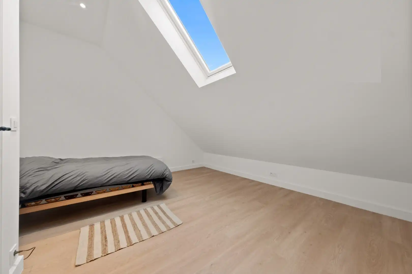 Mooi gerenoveerde woning met 3 slaapkamer en terrastuin foto 14