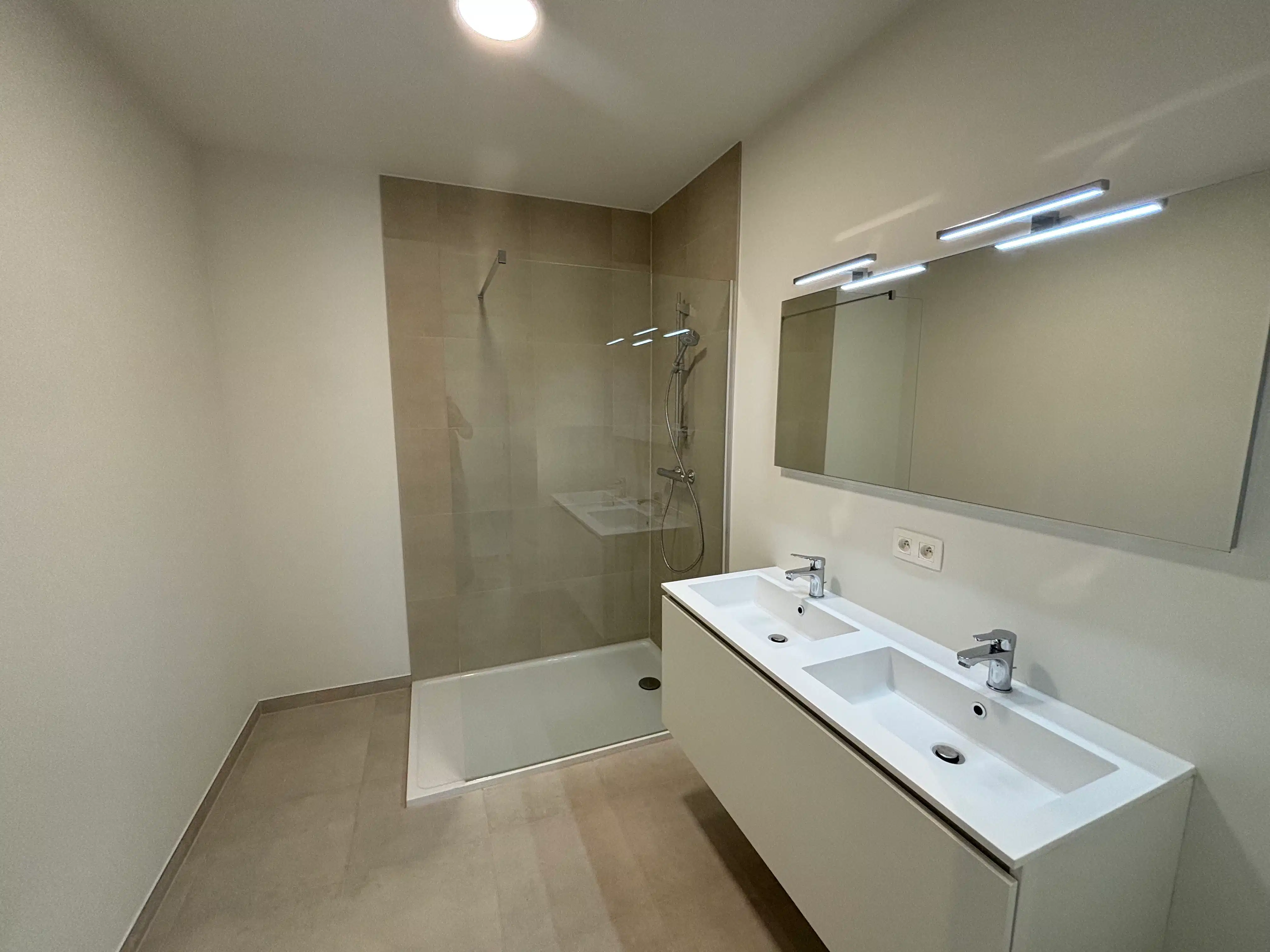 Exclusief & Duurzaam: Appartement met 2 slaapkamers + bureau te Koningslo foto 8