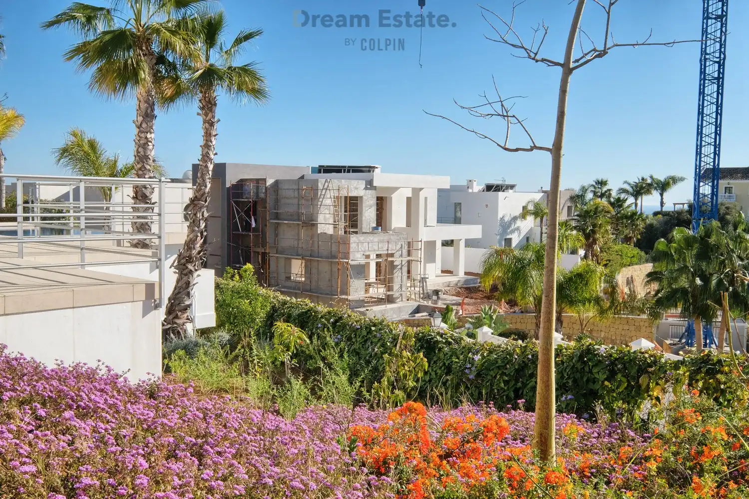 Nieuwe moderne villa met uitzicht op zee en bergen. foto 39