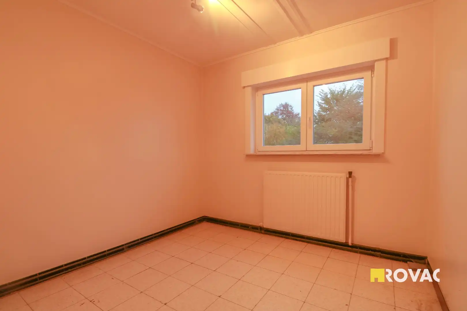 Op te frissen appartement met garage! foto 10