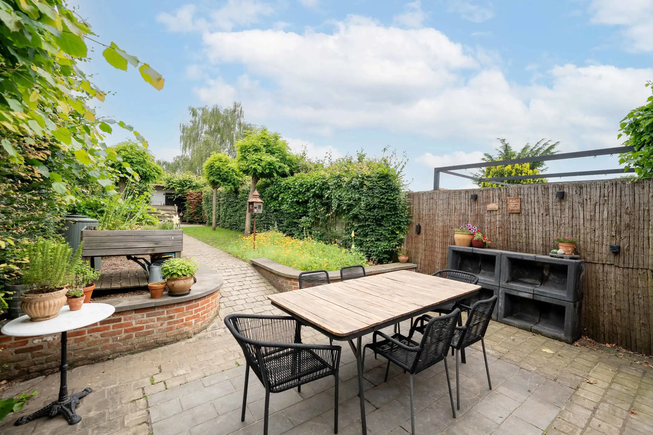 Karaktervolle en instapklare woning met 3 slpk in hartje Herenthout foto 18