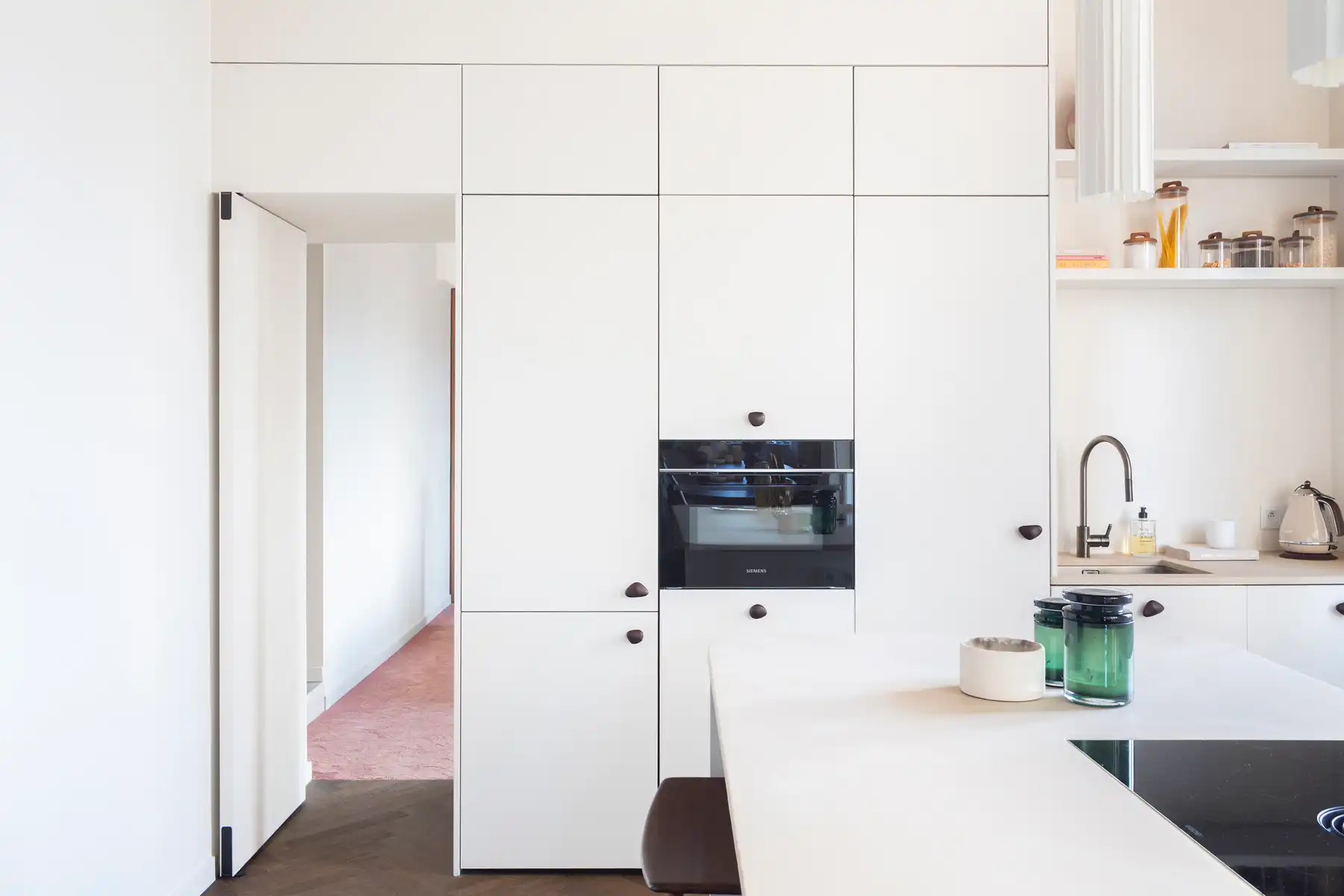 Pure elegantie in het hart van de Markgravewijk foto 10