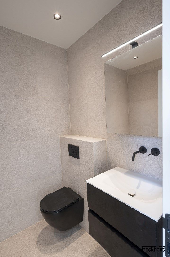 Luxe-appartement in uniek gebouw in het centrum van Oostende. foto 14
