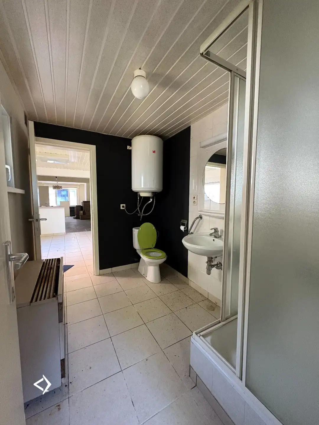 Unieke ruime eigendom op 1169 m² grond met voormalige handelsruimte in centrum Koekelare foto 18