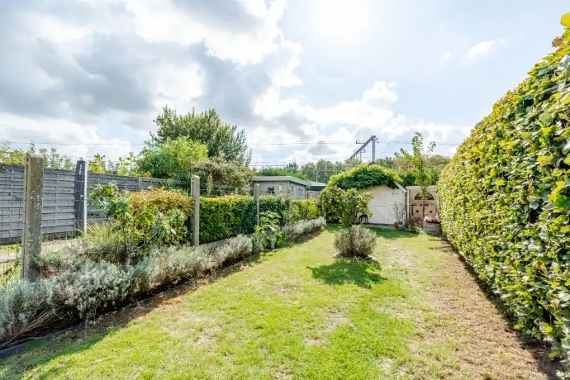 Knappe stijvolle instapklare woning - 4 slpkmrs !! foto 18