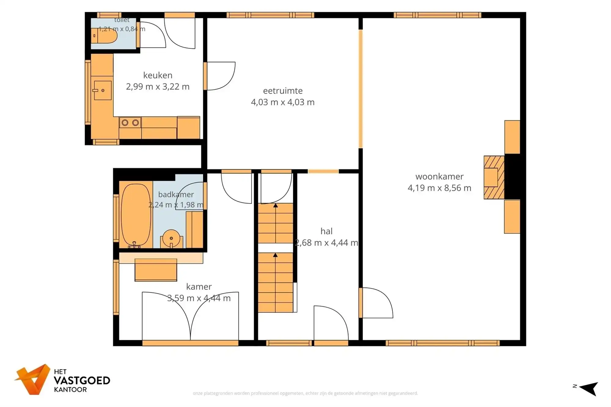 RUIME, STATIGE WONING OP GROENE LIGGING MET RUIM PERCEEL foto 27