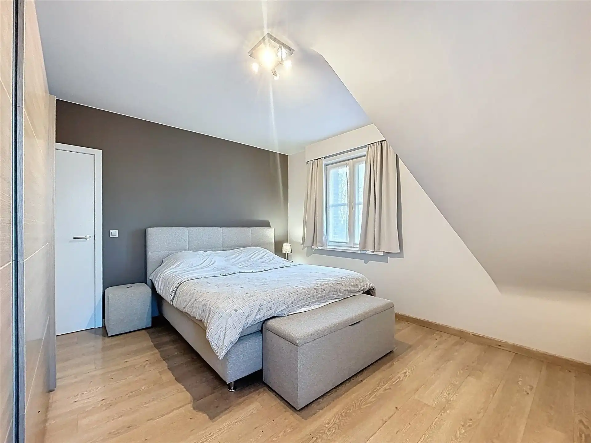 Ruime woning met bijbouw en weide op perceel van 6790 m²  foto 14