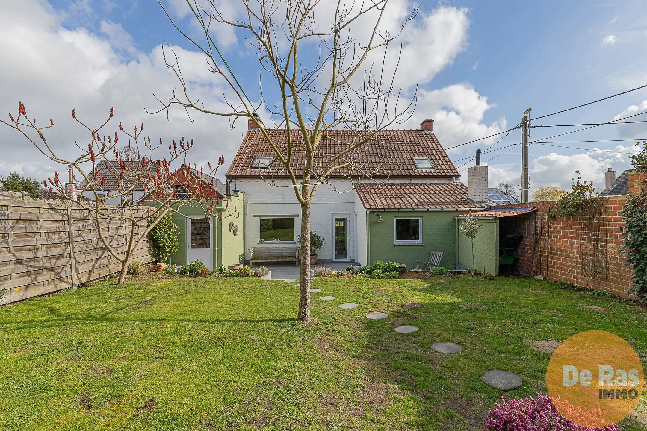 HAALTERT -Charmante woning in Hoevestijl/3slp/garage en tuin foto 4