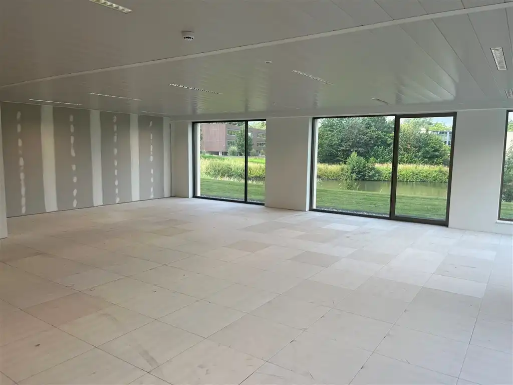BENELUXPARK KORTRIJK BUSINESS PARK foto 32