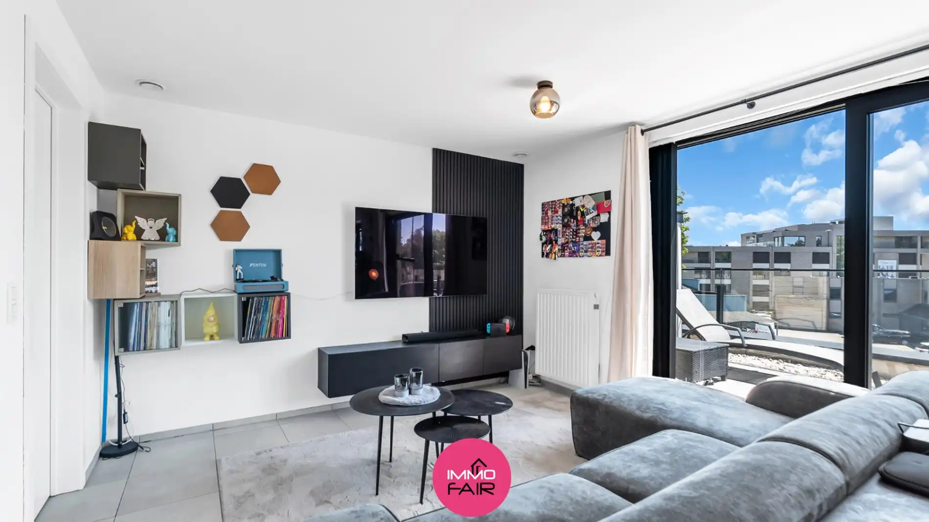 Instapklaar en energiezuinig éénslaapkamerappartement op wandelafstand van het centrum van Lanaken foto 2