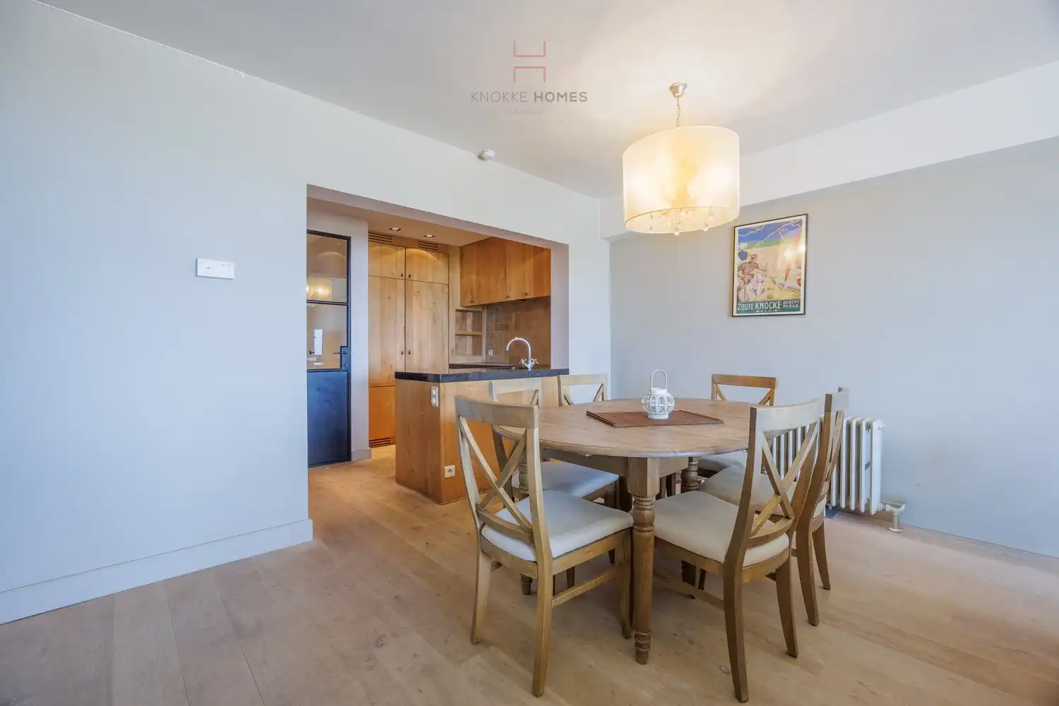 Ruim twee- slaapkamerappartement met frontaal zeezicht foto 5