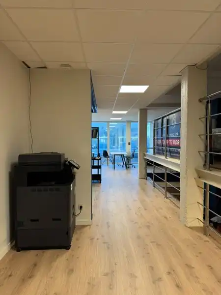 Onderhuur kantoorruimte – in het centrum van Beringen. foto 5