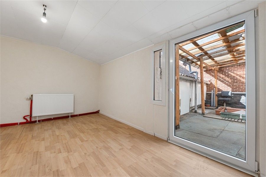 KNUSSE WONING IN HET LANDELIJKE HEERS foto 17