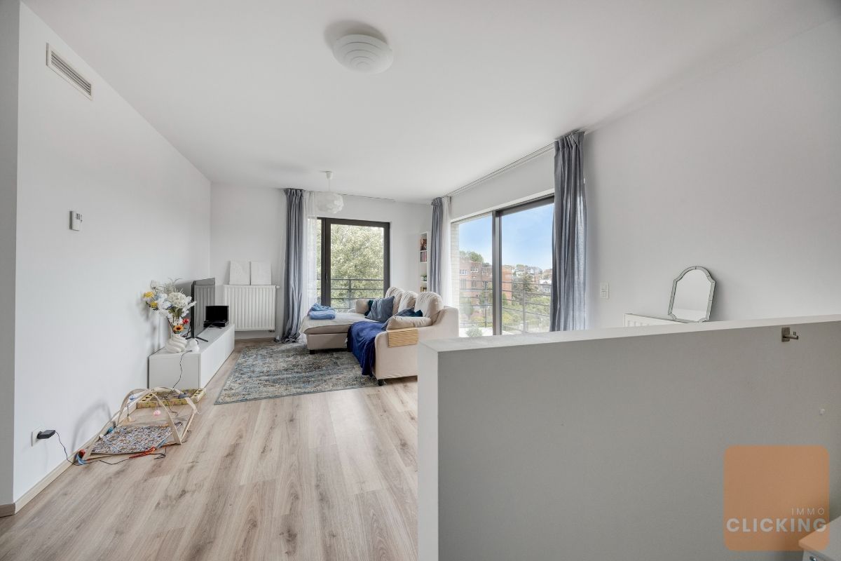 Gezellig en Licht 2-Slaapkamerappartement in Oudergem foto 10