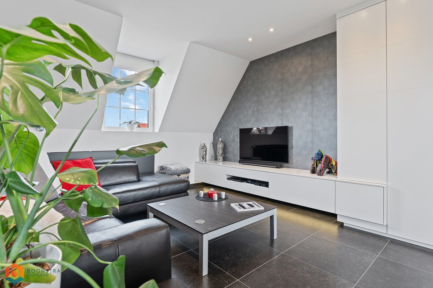 Luxueus duplex app. met 2 slpkrs en royaal terras (37m²) te Reet foto 4